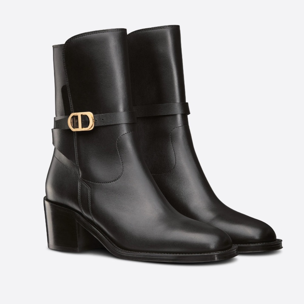 *SOLD* 100% authentic DIOR EMPREINTE HEELED ANKLE BOOT